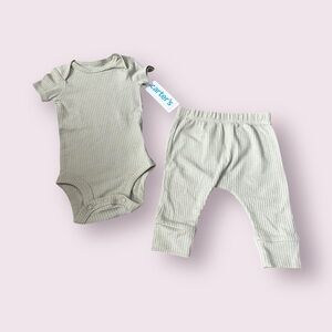 NWT Baby Carter's Olive Ribbed Outfit With Animal One Piece Size 3 Months